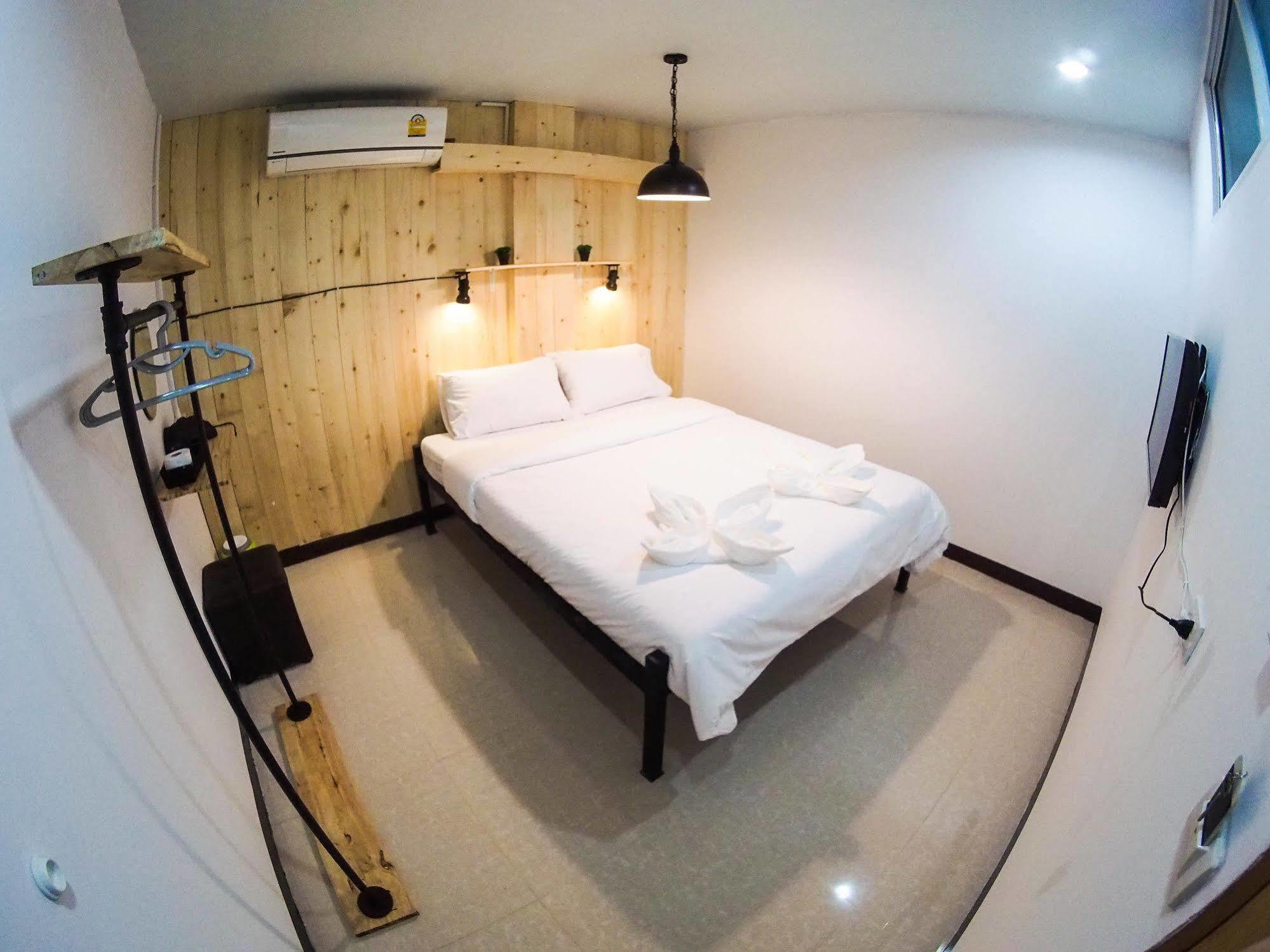 The Better Hostel Chiang Mai Bagian luar foto