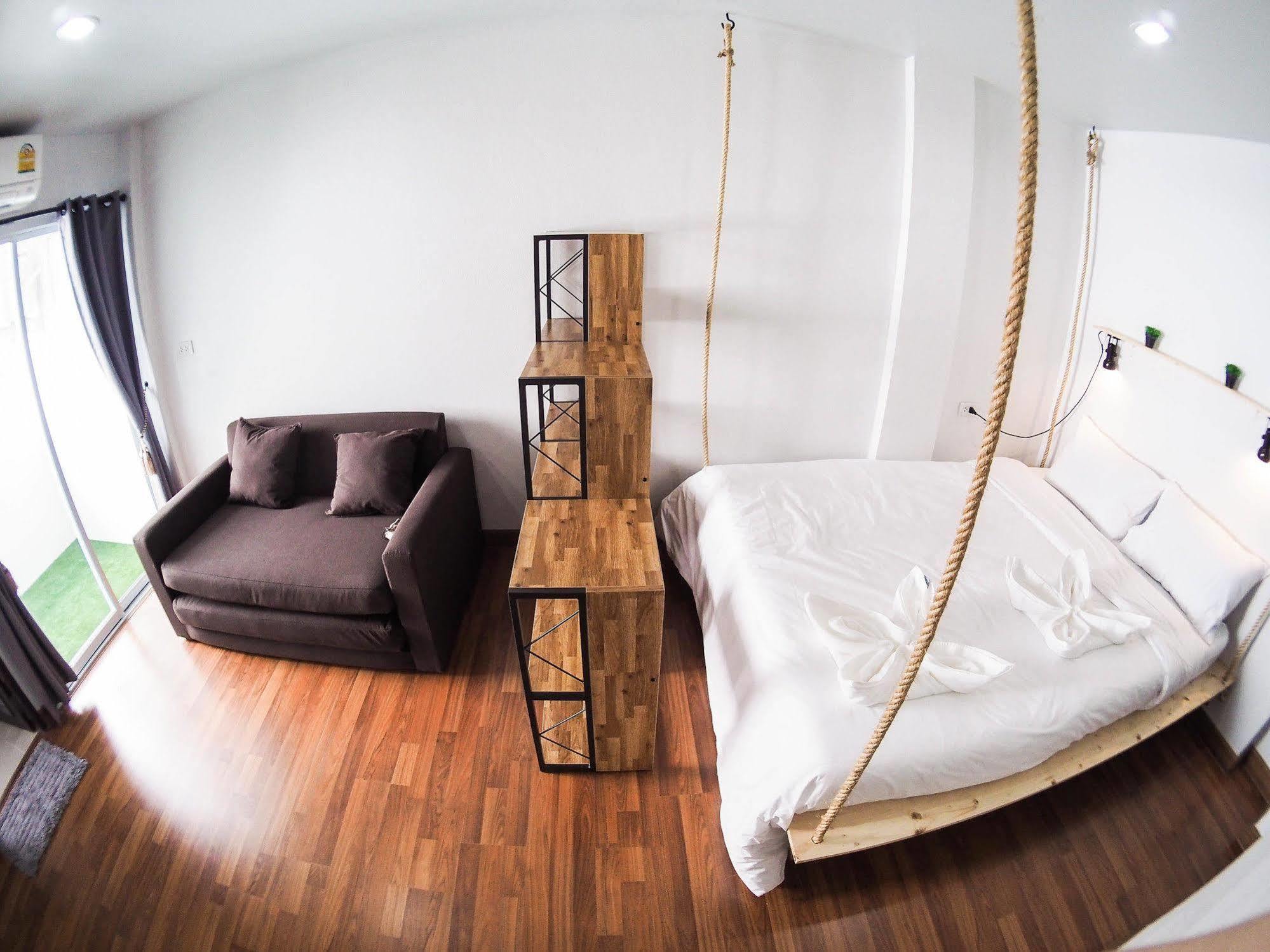 The Better Hostel Chiang Mai Bagian luar foto